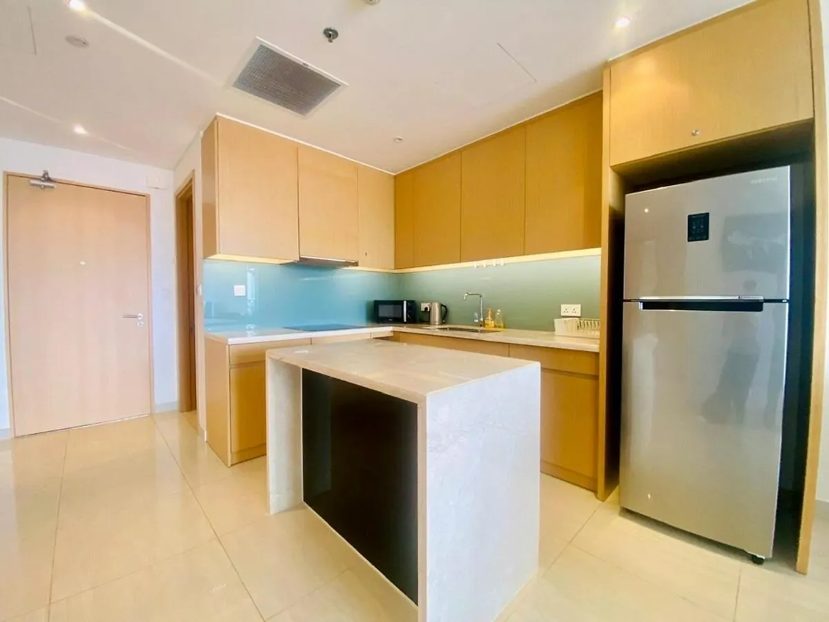 Panoramic Ocean View Corner Apartment Da Nang