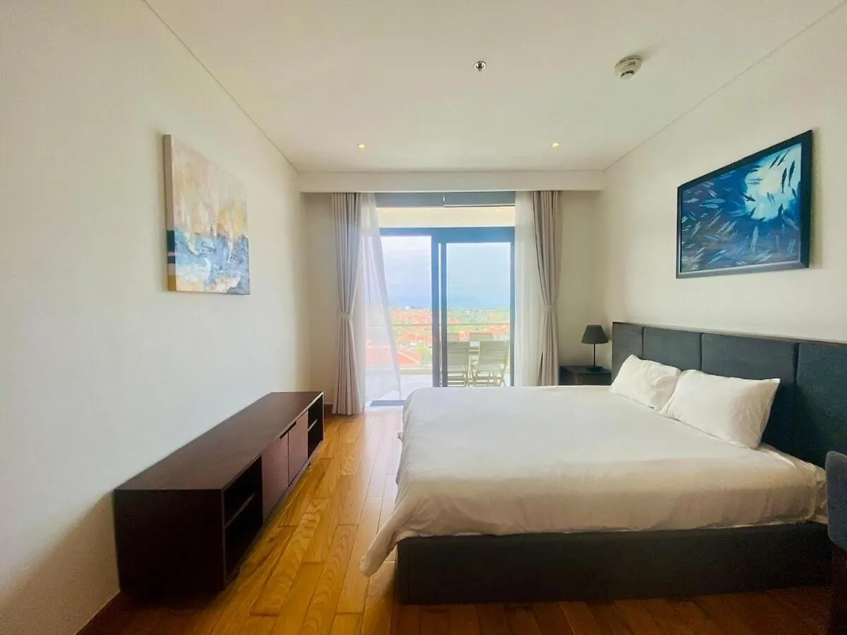 Panoramic Ocean View Corner Apartment Da Nang